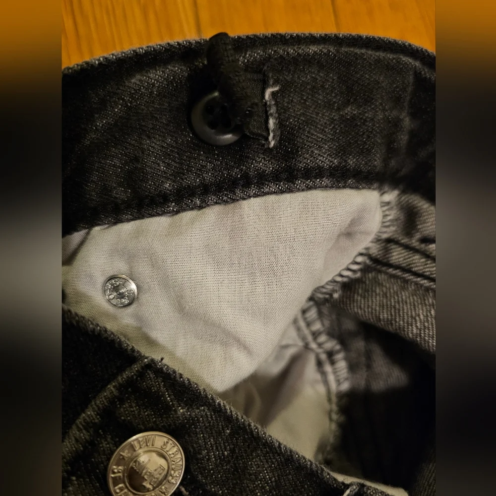 Levis Silver Tab Stay Loose Women's 28x30 Regular 16 Black Jeans